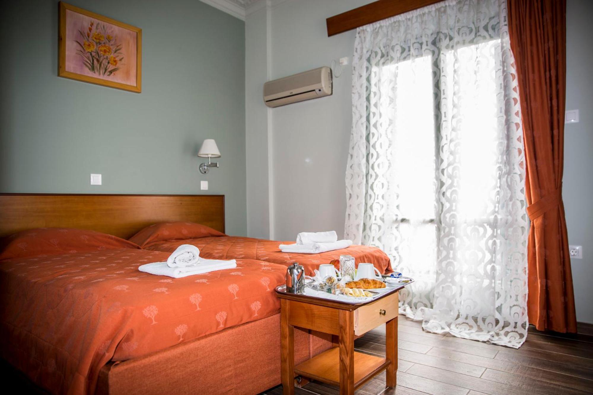 Togias Hotel Aegina 외부 사진