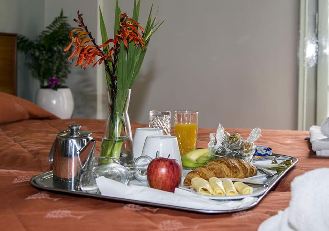 Togias Hotel Aegina 외부 사진