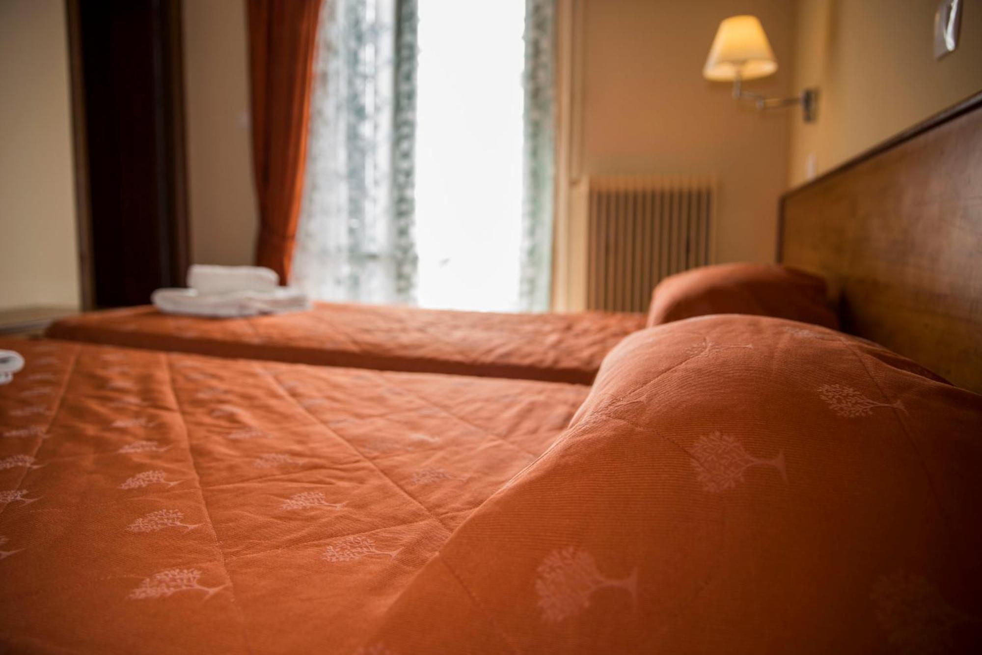 Togias Hotel Aegina 외부 사진