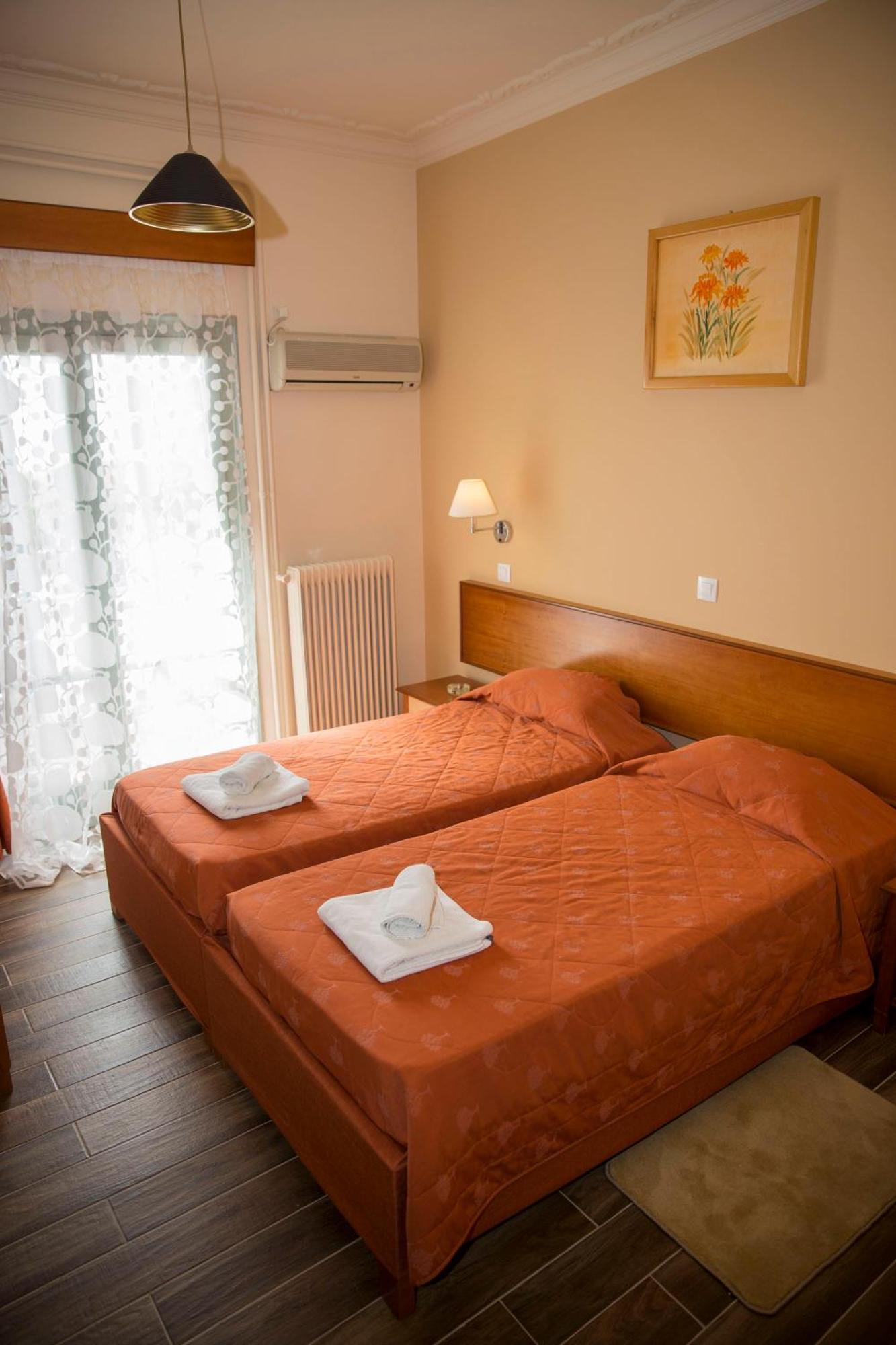 Togias Hotel Aegina 외부 사진