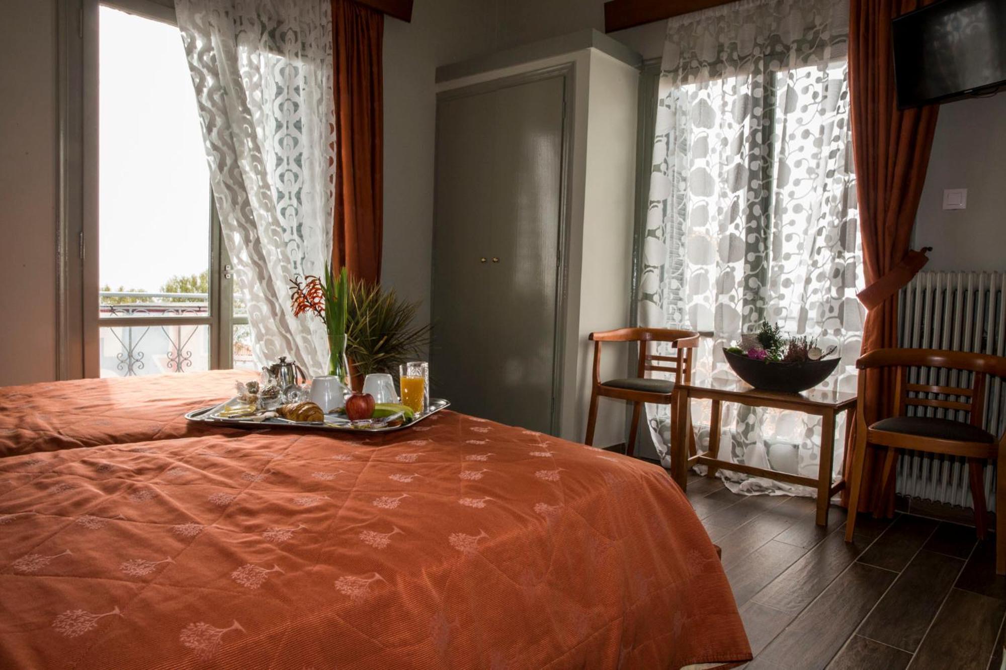 Togias Hotel Aegina 외부 사진