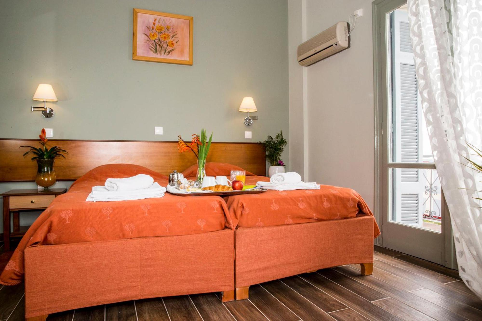 Togias Hotel Aegina 외부 사진