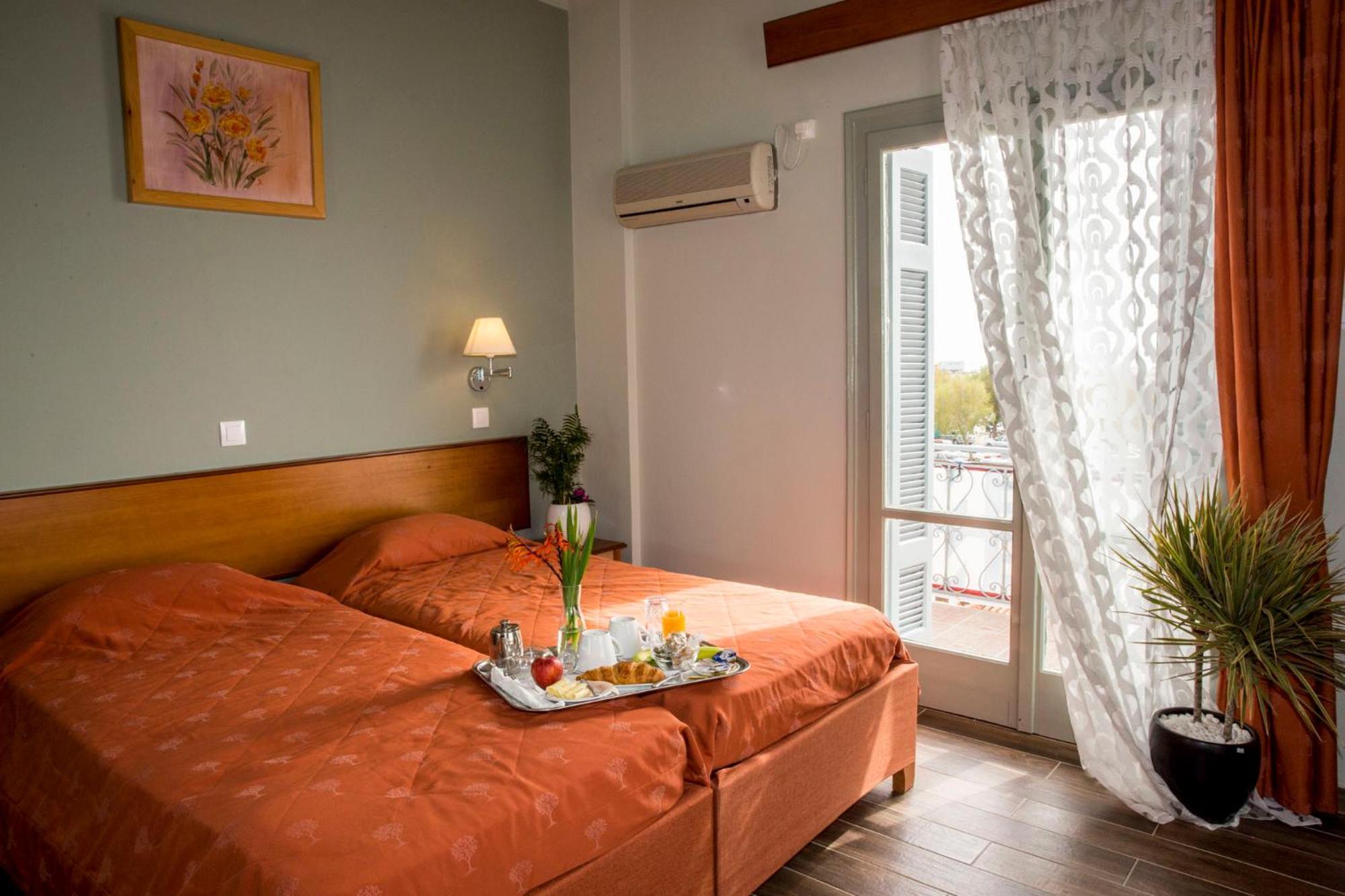 Togias Hotel Aegina 외부 사진